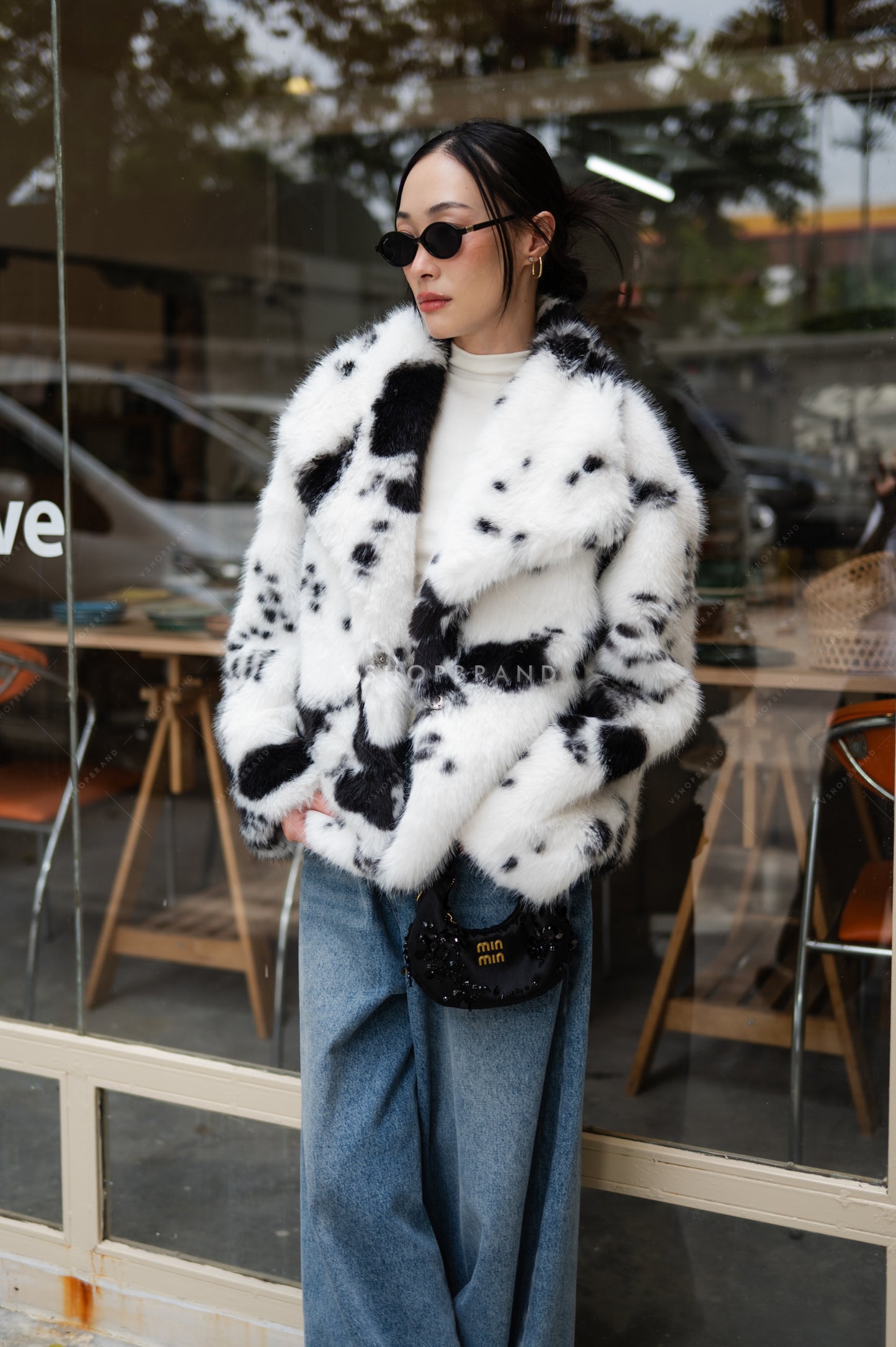 Faux Fur black and white