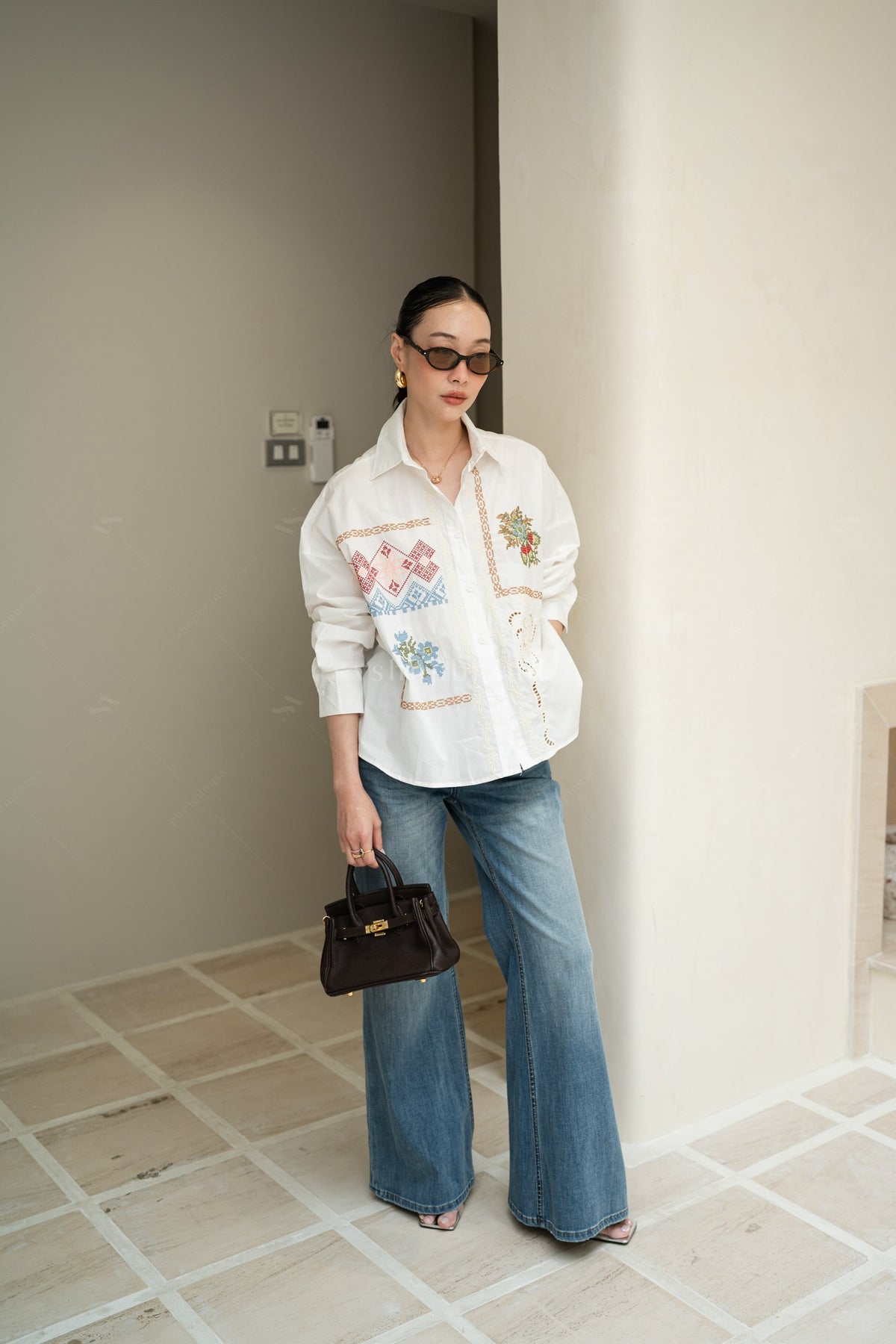 Cross stitch Queen shirt
