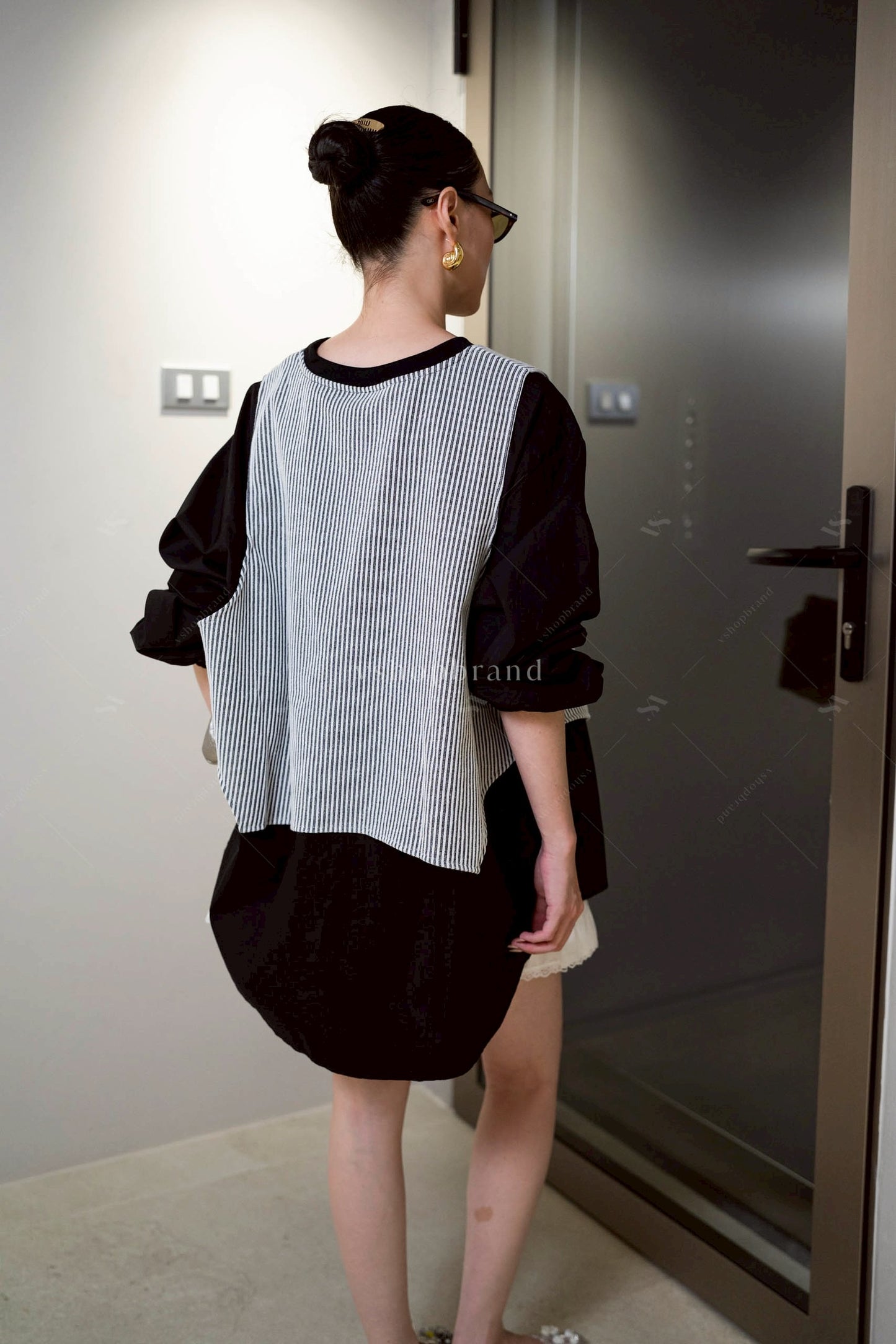 The Caara Shirt Black
