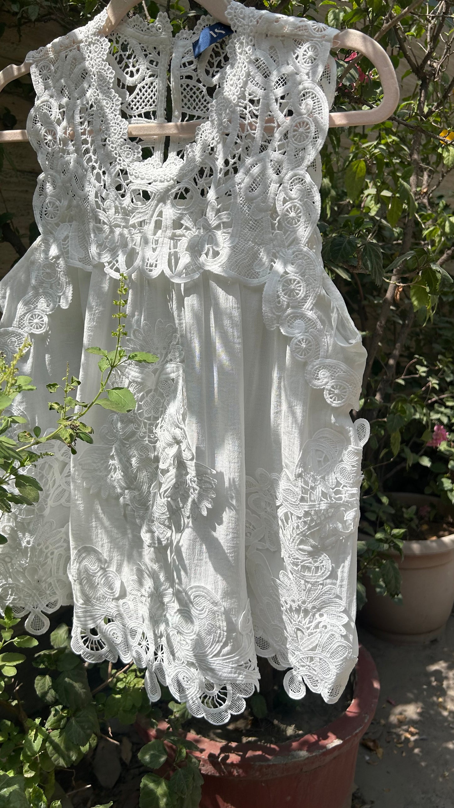 Capri Top White