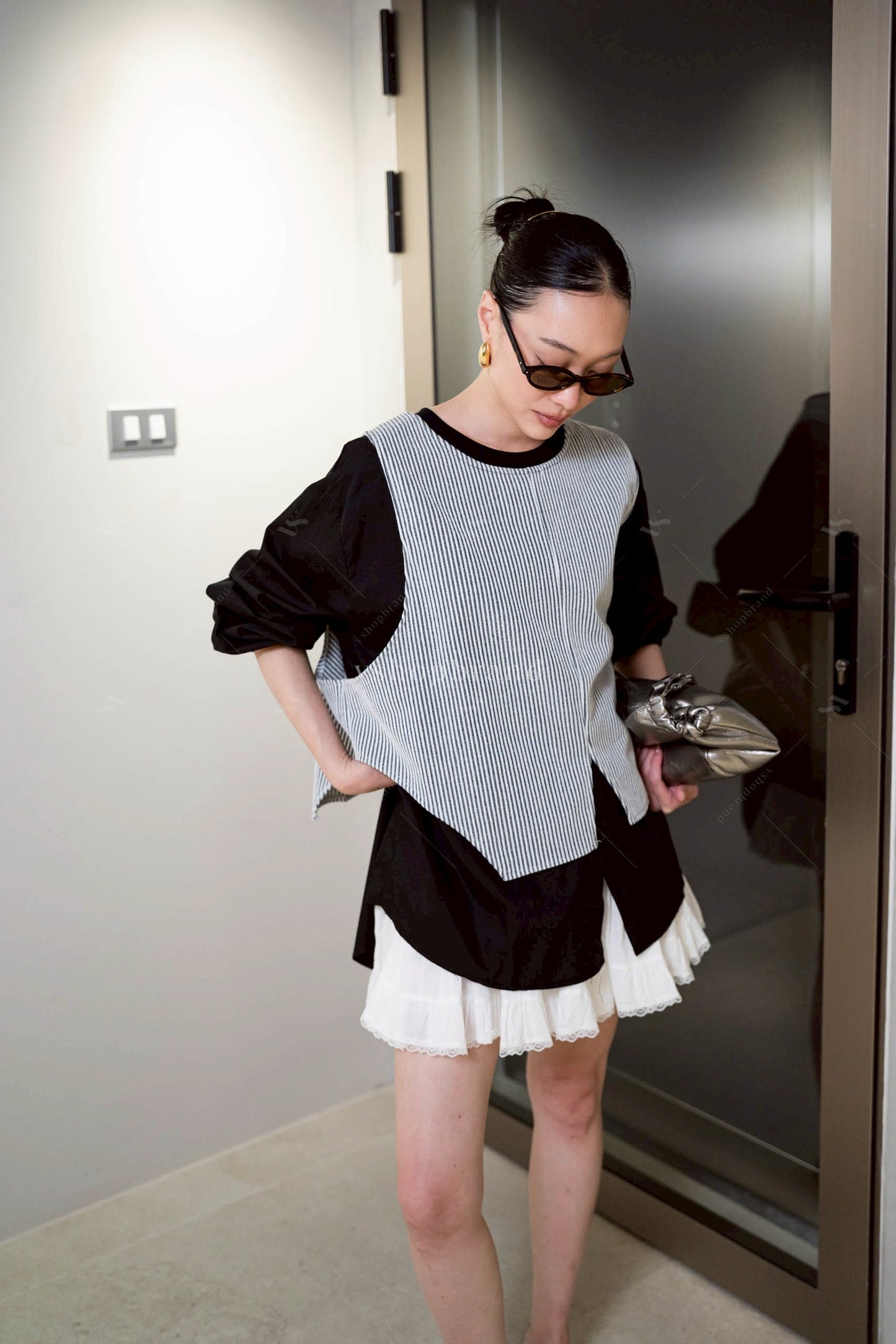 The Caara Shirt Black
