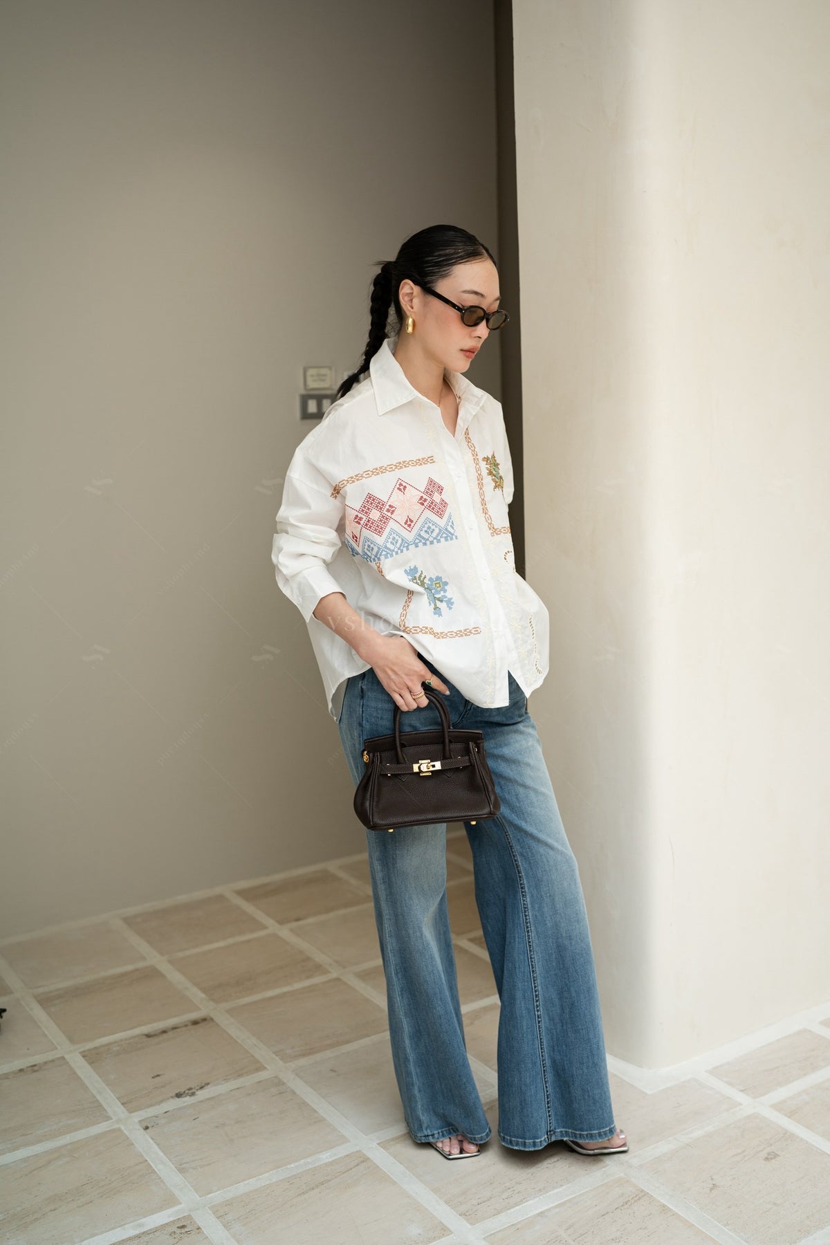 Cross stitch Queen shirt